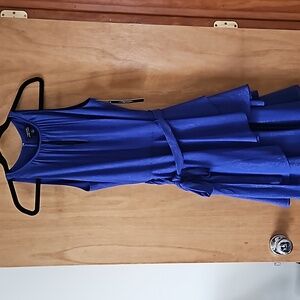 Tahari dress nwt size 8